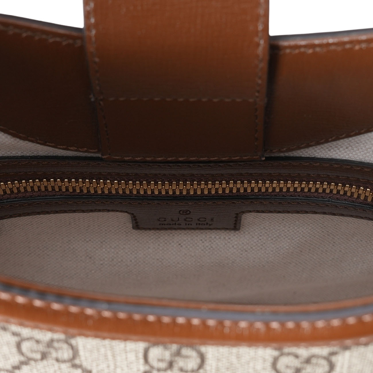 GUCCI(USED)구찌 696011 인터로킹 G 숄더백