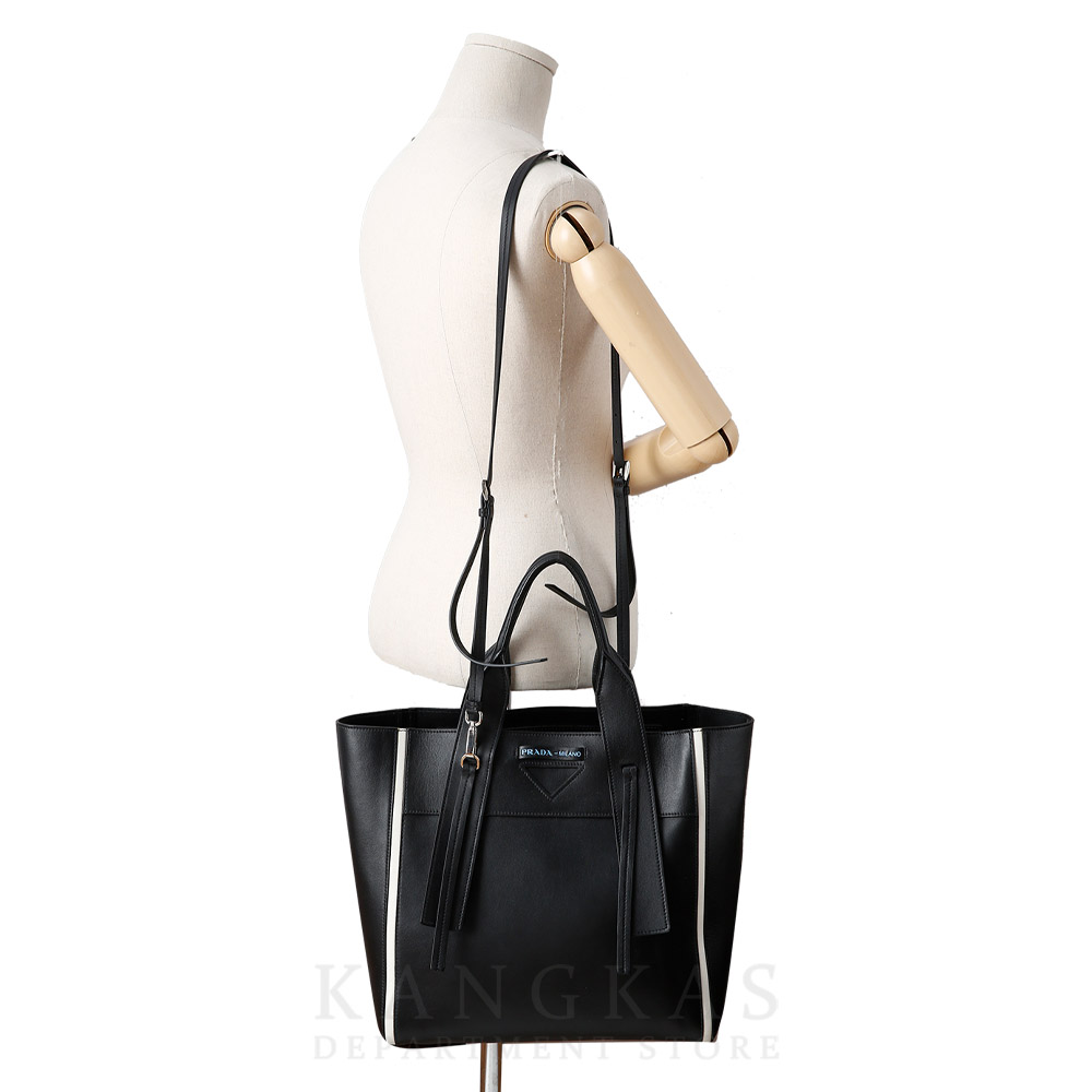 PRADA(USED)프라다 1BG233 레더 토트백