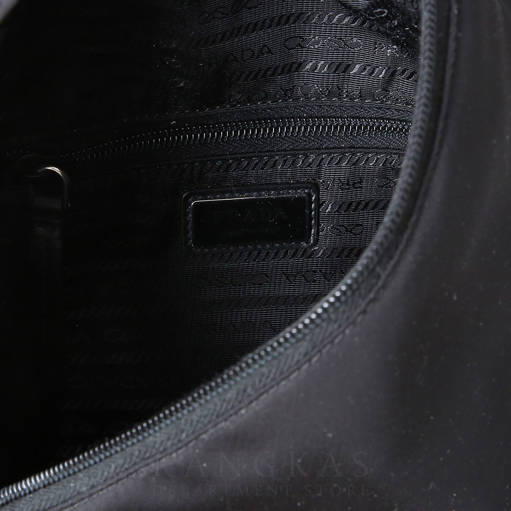 PRADA(USED)프라다 2VZ092 리나일론 슬링백