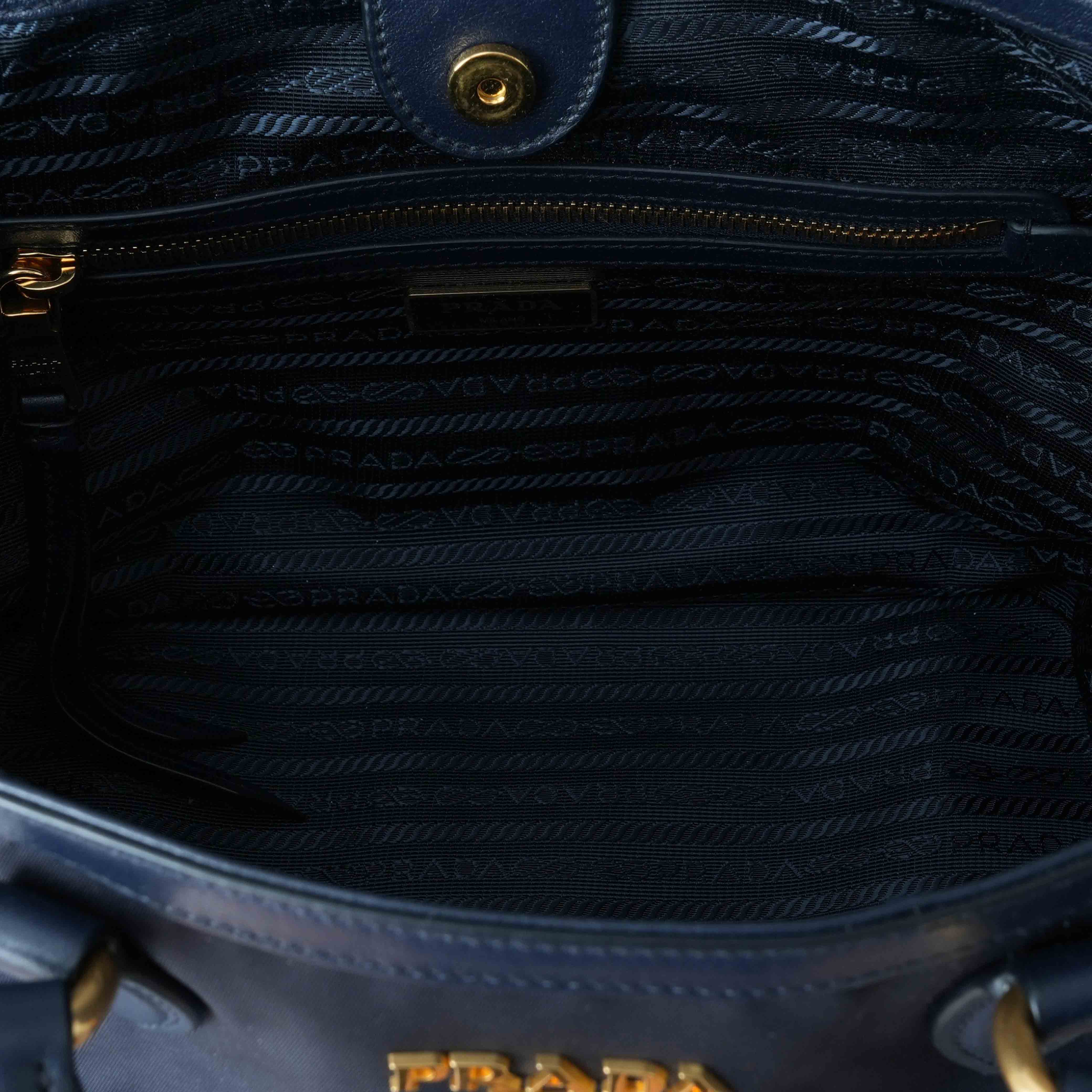 PRADA(USED)프라다 포코노 테수토 크로스백 네이비