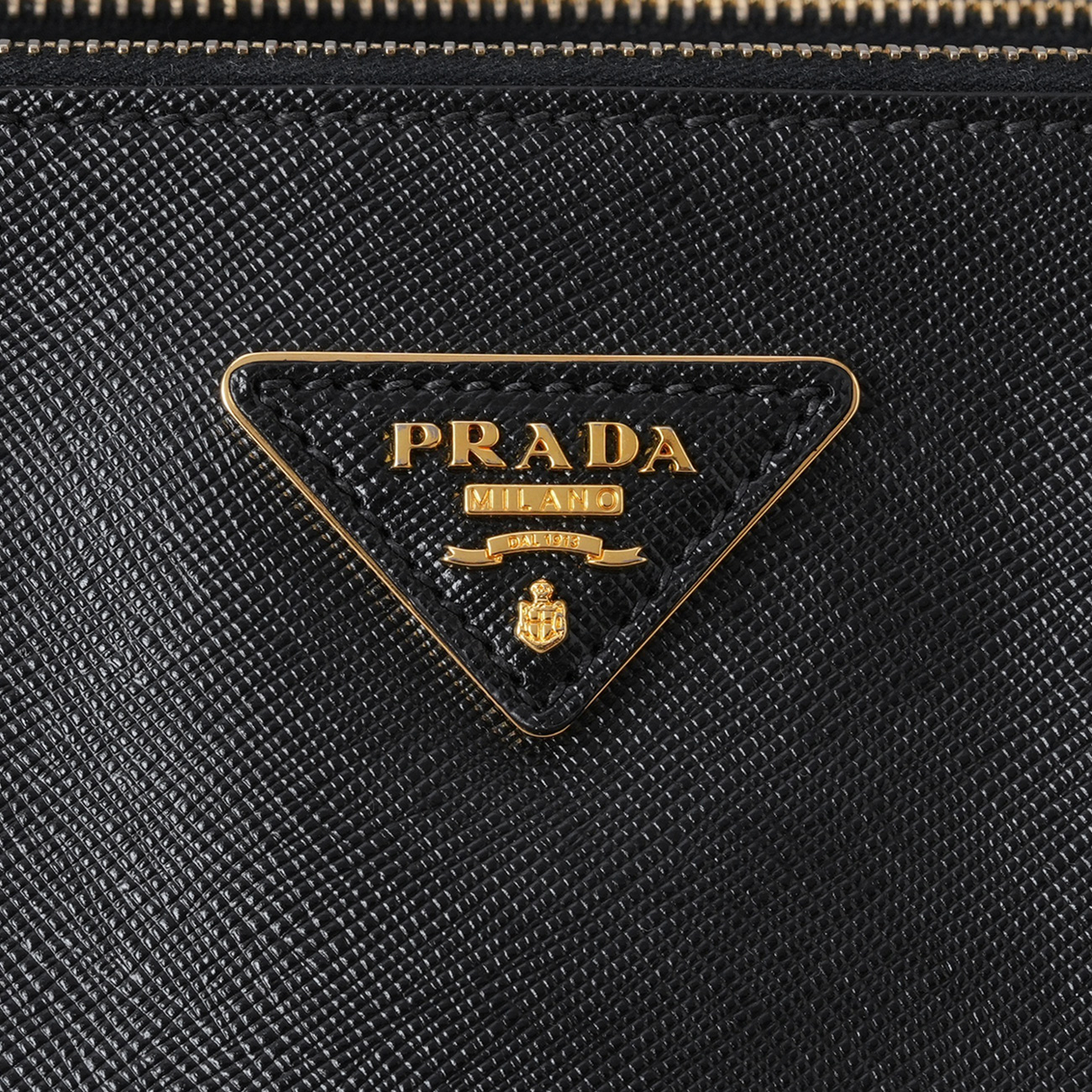 PRIMA CLASSE(USED)프라다 BN2274 사피아노 럭스