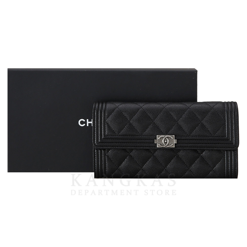 CHANEL(NEW)샤넬 캐비어 보이샤넬 장지갑 (새상품) NEW PRODUCT