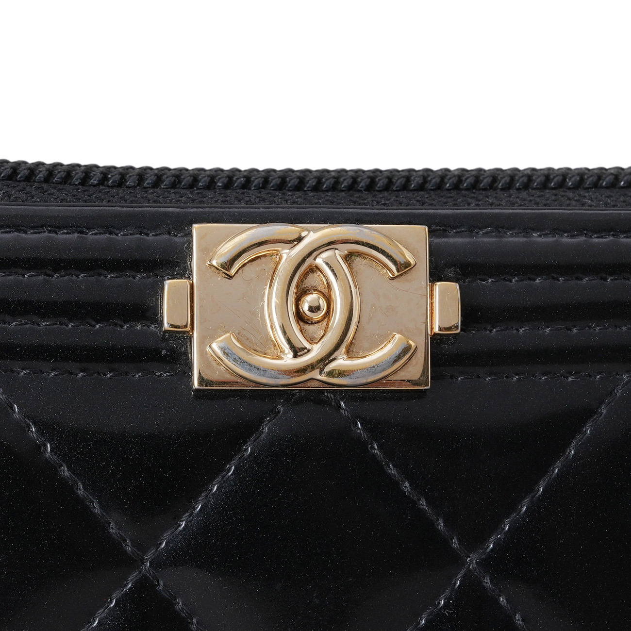 CHANEL(USED)샤넬 페이던트 보이 지퍼 장지갑