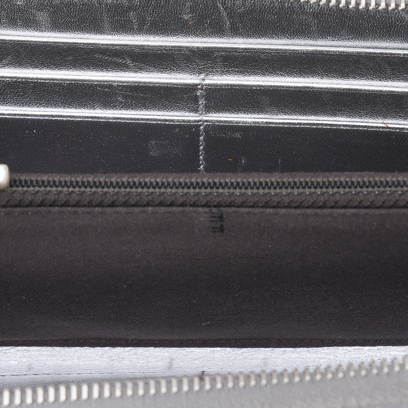 FENDI(USED)펜디 8M0024 지퍼 장지갑