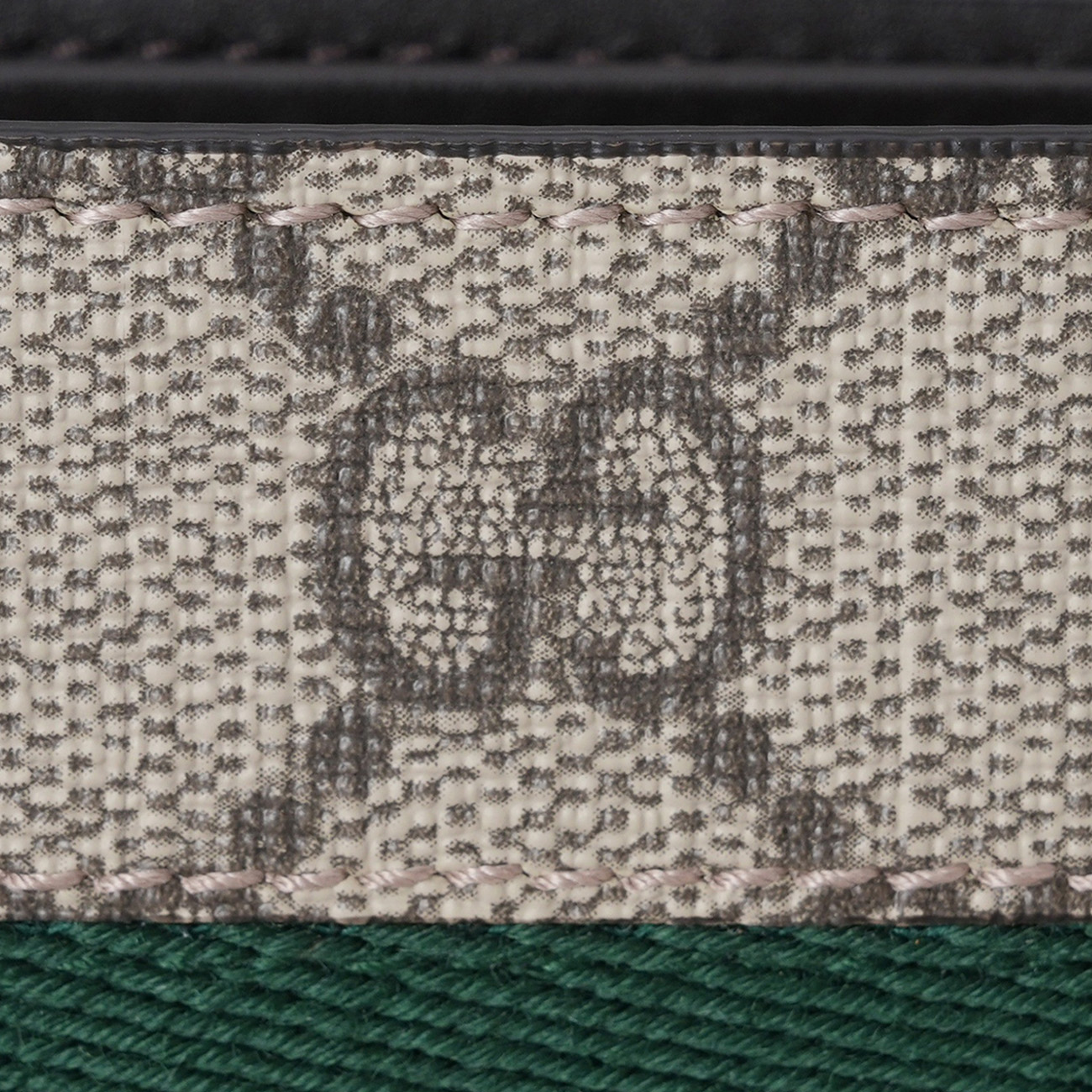 GUCCI(USED)구찌 408827 웹 캔버스 반지갑